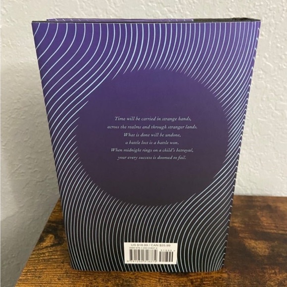 Alexandra Christo into the crooked place - Picture 7 of 7